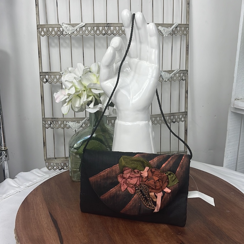 New.Joan & Lucy cluch fabric bag.